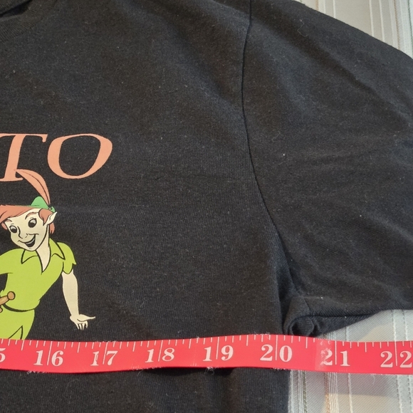Disney Peter Pan Short Sleeve T-shirt Black with Colored Graphics Women size L - Picture 5 of 10